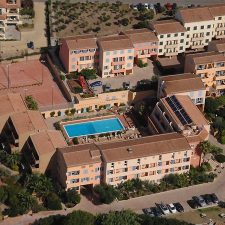 Le Nereidi Hotel & Residence Con Piscina-Tennis-Fitness-Parcheggio Coperto-Sala Conferenze La Maddalena  Exterior photo
