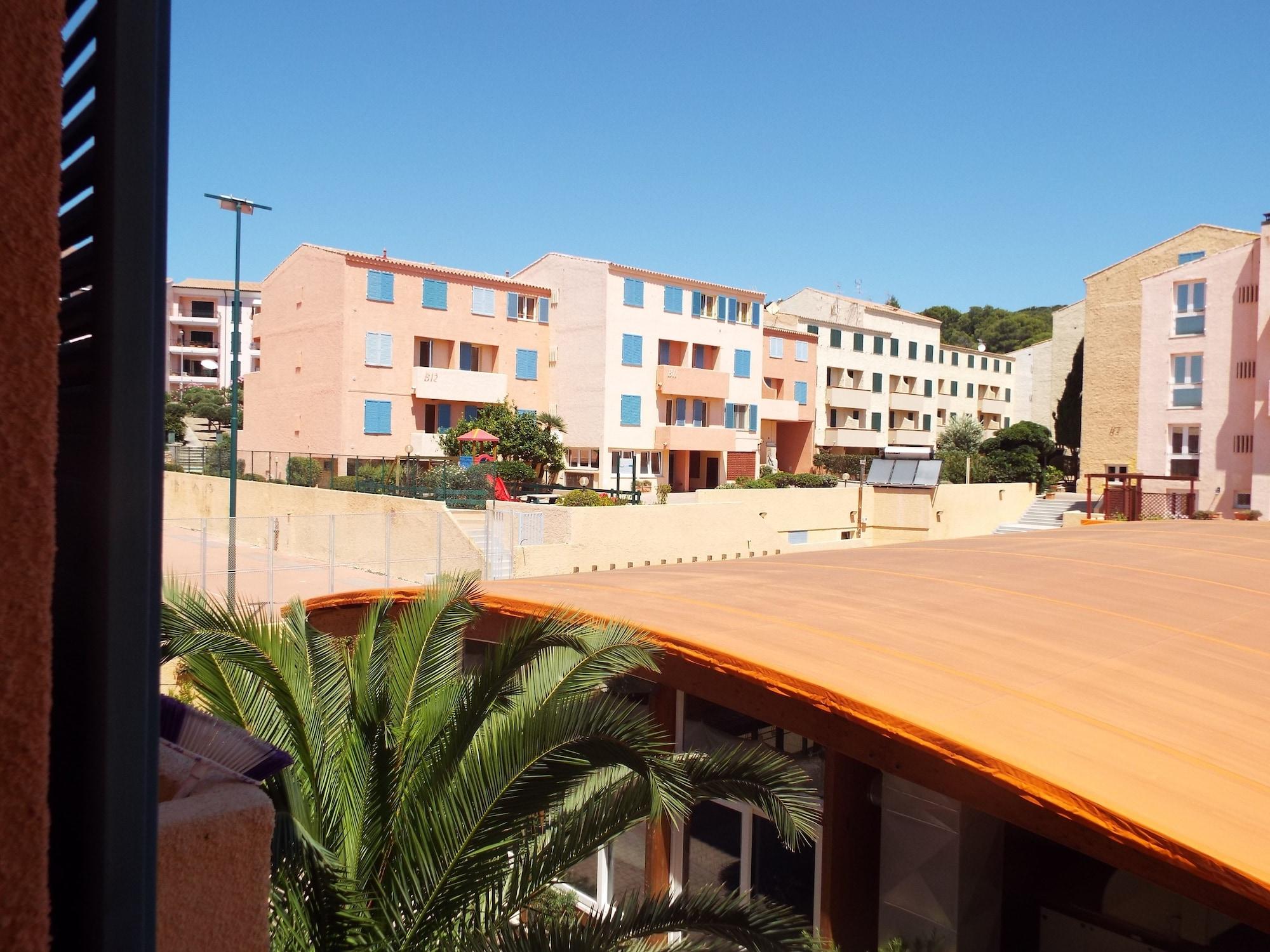 Le Nereidi Hotel & Residence Con Piscina-Tennis-Fitness-Parcheggio Coperto-Sala Conferenze La Maddalena  Exterior photo