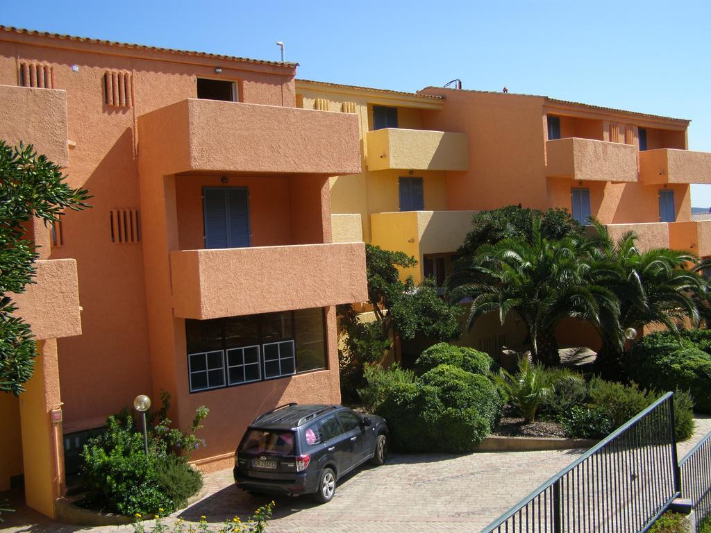 Le Nereidi Hotel & Residence Con Piscina-Tennis-Fitness-Parcheggio Coperto-Sala Conferenze La Maddalena  Exterior photo