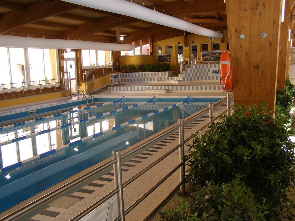 Le Nereidi Hotel & Residence Con Piscina-Tennis-Fitness-Parcheggio Coperto-Sala Conferenze La Maddalena  Exterior photo